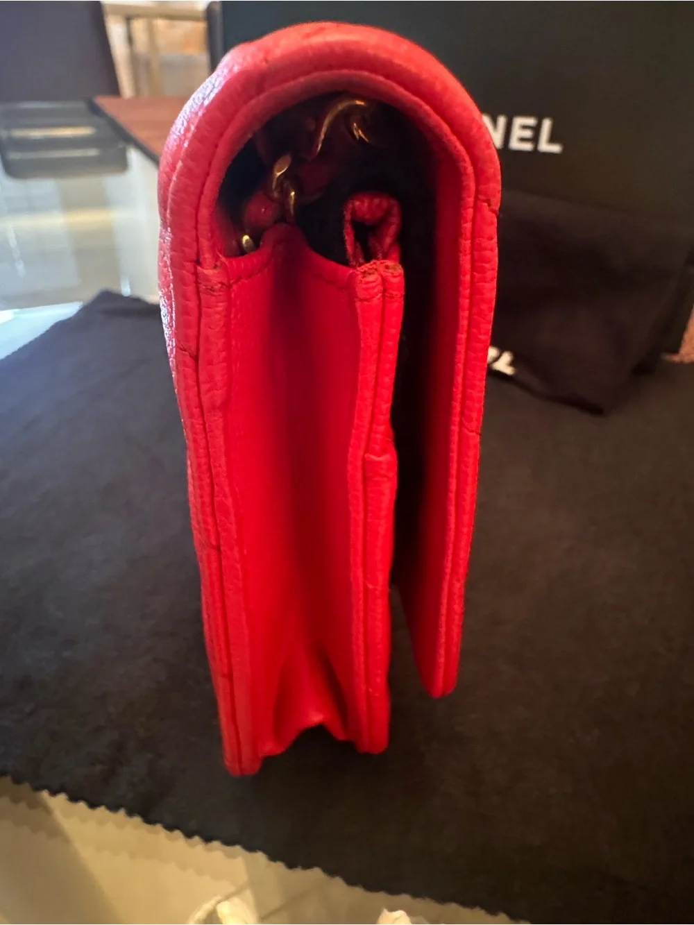 CHANEL authentic vivid